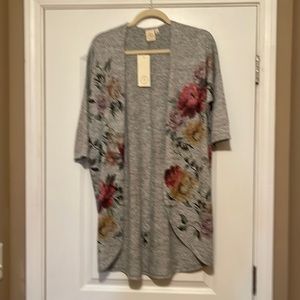 Gray cardigan with flower